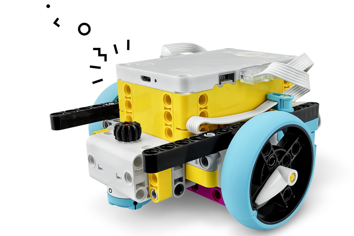 Base motriz de práctica construida con LEGO Education SPIKE Prime